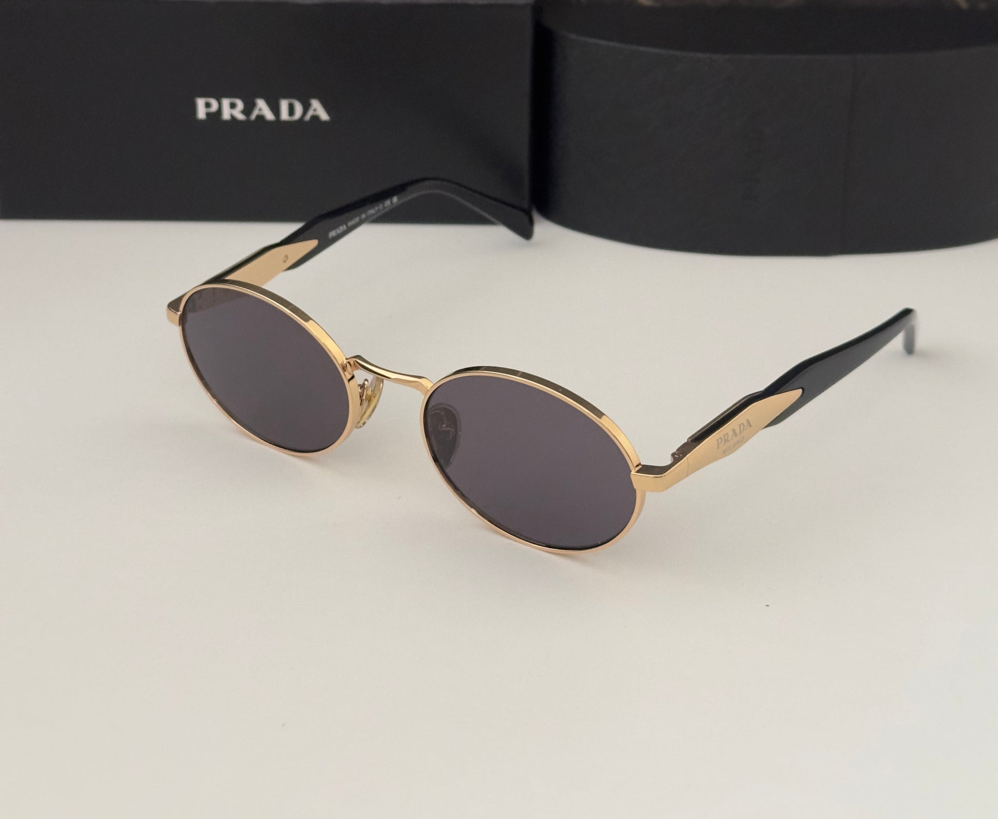 Prada Altın Güneş Gözlükleri